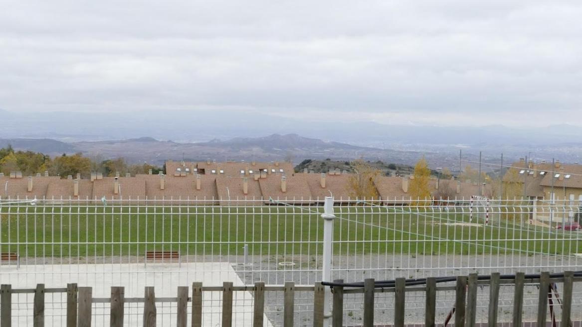 Vino Montana & Jardin Garaje Netflix Wifi Incluido, Apartment Sojuela ภายนอก รูปภาพ